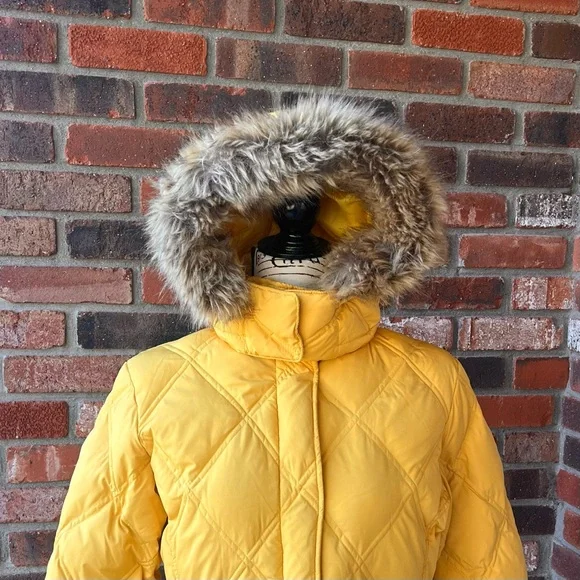 LANDS END YELLOW DOWN PUFFER COAT SIZE SMALL - Picture 8 of 16